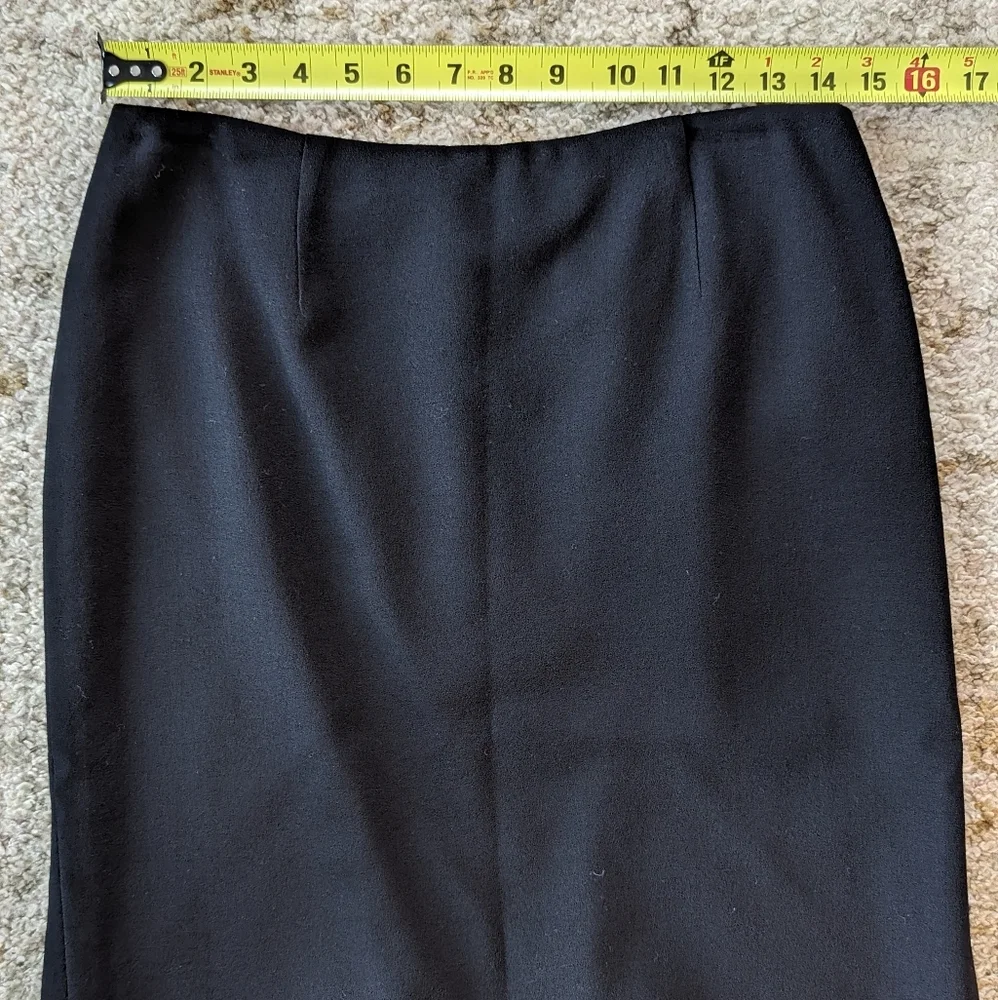 Vintage 100% Wool Womens Size 8 Pencil Skirt Black Solid Lined